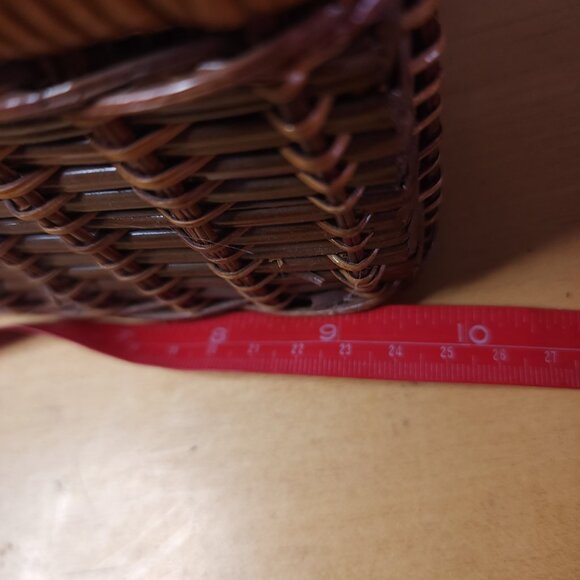 Vintage Picnic Basket Wicker Bamboo Suitcase Woven Lid Latched Mid Century - Picture 9 of 10